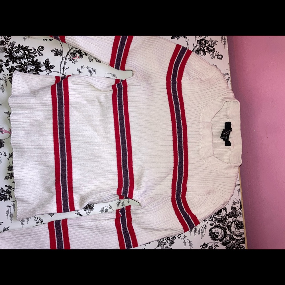 Long sleeves - Picture 2 of 2
